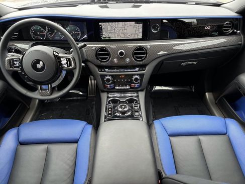 Used 2022 Rolls-Royce Ghost Black Badge image 5