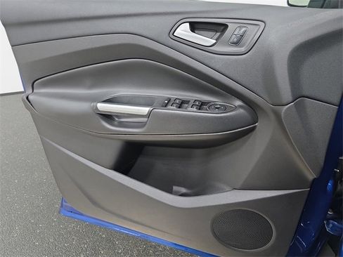 Used 2018 Ford Escape SE image 27