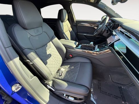 Used 2024 Audi S8 w/ S8 Black Optic Plus Package image 19