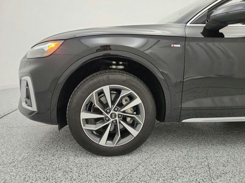 Used 2023 Audi Q5 2.0T Prestige w/ Prestige Package AWD/4WD image 18