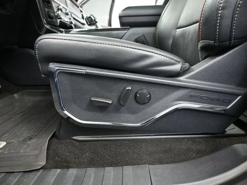 Used 2022 Ford F150 Lariat AWD/4WD image 17