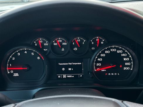 Used 2021 Chevrolet Silverado 2500 Custom w/ Custom Value Package image 21