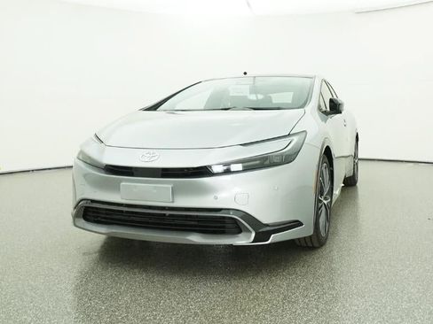 New 2026 Toyota Prius Limited FWD image 32