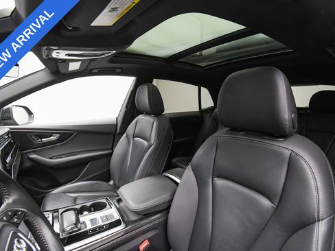 Used 2019 Audi Q8 Premium w/ Convenience Package image 49