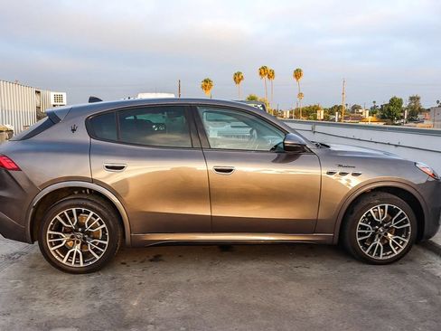 Used 2023 Maserati Grecale Modena AWD/4WD image 13