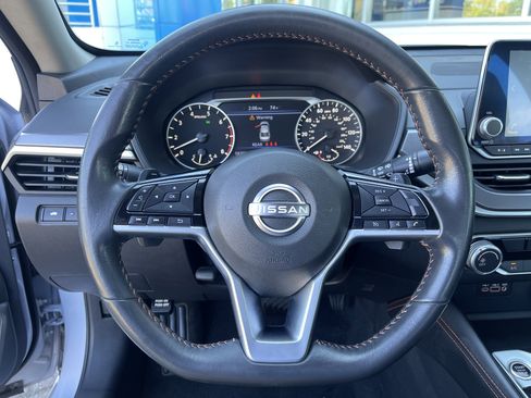 Used 2023 Nissan Altima 2.5 SR image 21
