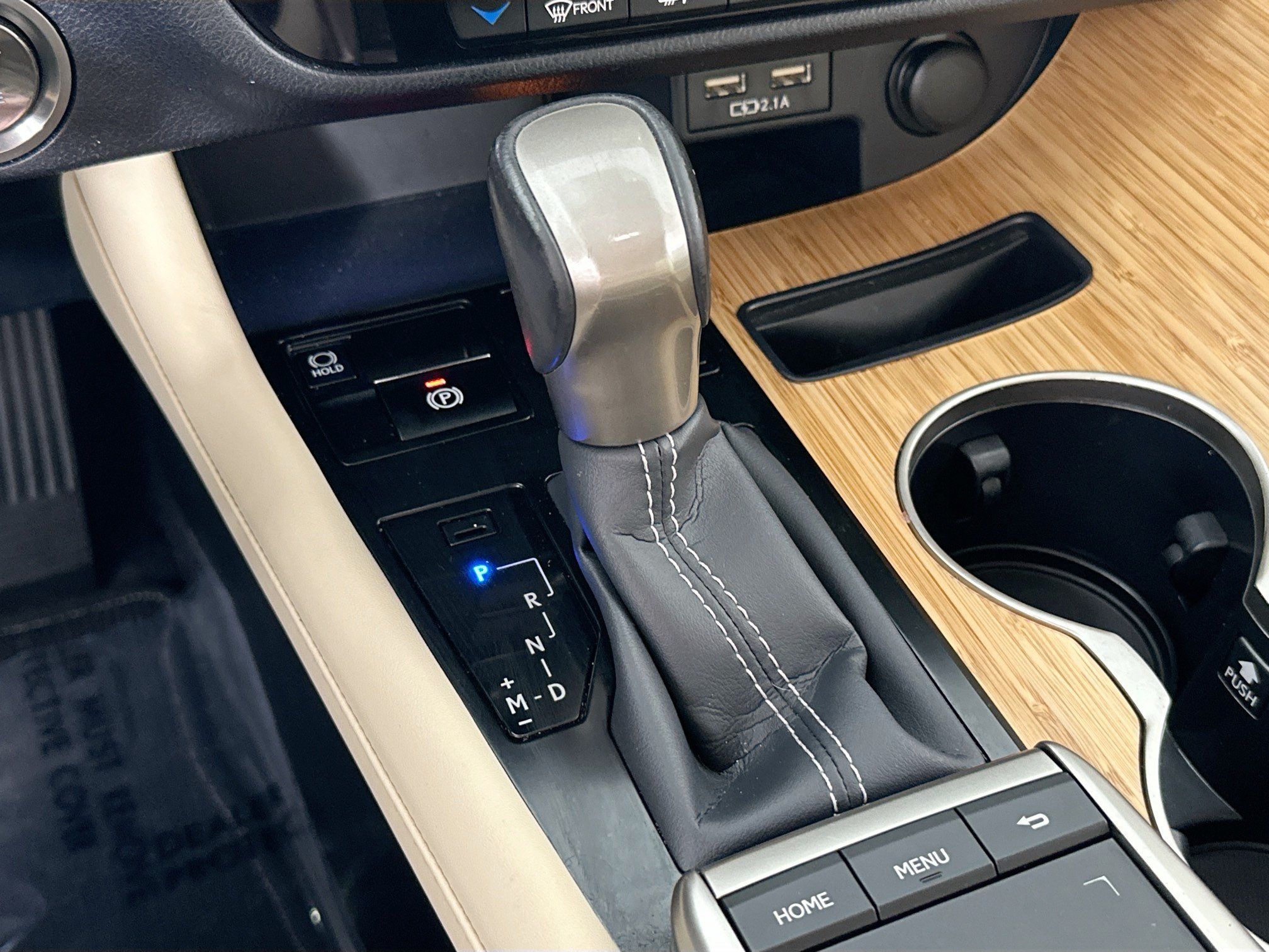 Used 2022 Lexus RX 350L FWD w/ Premium Package image 16