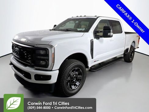 Certified 2024 Ford F350 Lariat w/ Sport Appearance Package image 5