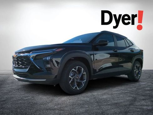 New 2026 Chevrolet Trax LT w/ Sunroof Package image 8