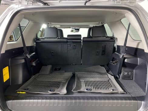 Certified 2024 Toyota 4Runner SR5 Premium image 32