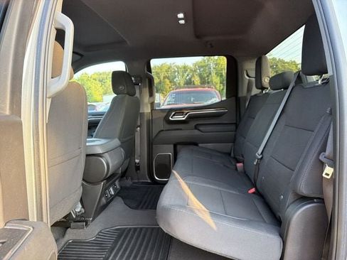 Used 2024 GMC Sierra 1500 SLE AWD/4WD image 12