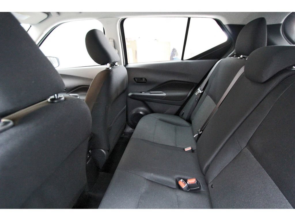 Certified 2025 Nissan Kicks Play S FWD image 9