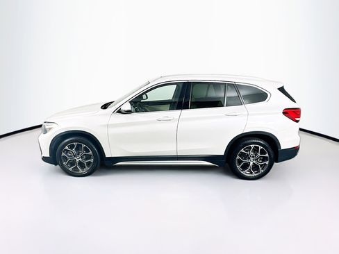 Used 2021 BMW X1 sDrive28i image 4