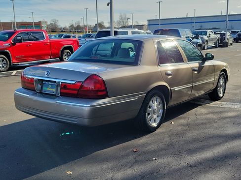 Used 2004 Mercury Grand Marquis LS image 4