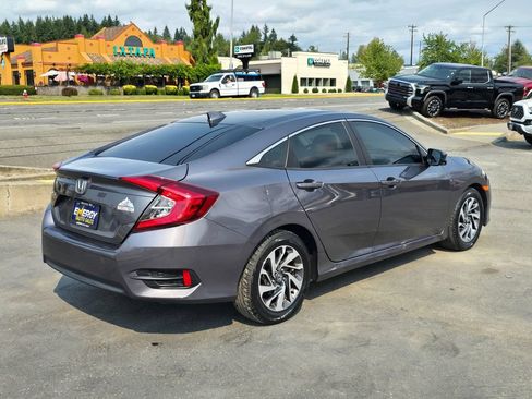 Used 2017 Honda Civic EX image 7