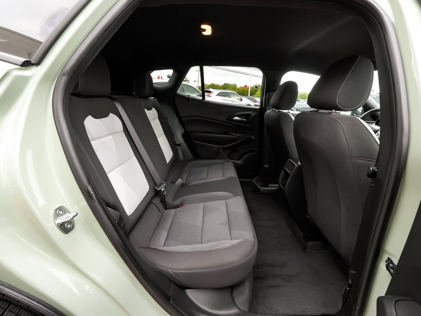 Used 2024 Chevrolet Trax RS w/ Driver Confidence Package FWD image 36
