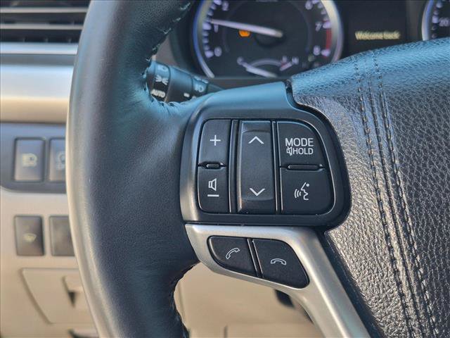 Used 2018 Toyota Highlander Limited AWD/4WD image 8