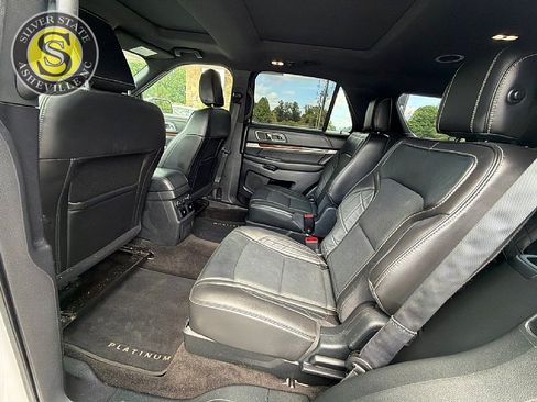 Used 2018 Ford Explorer Platinum AWD/4WD image 13