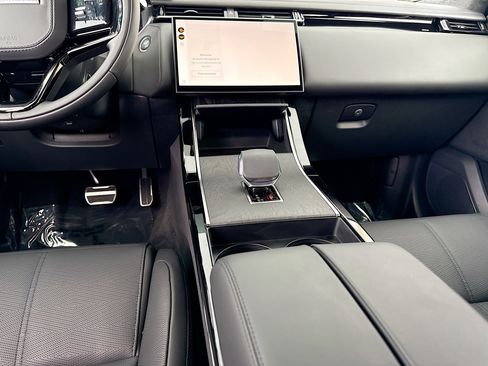 New 2026 Land Rover Range Rover Velar Autobiography AWD/4WD image 18