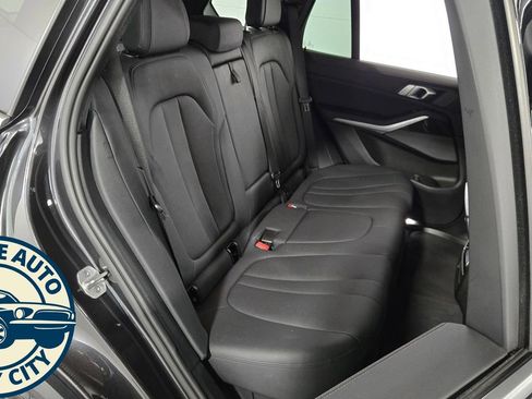 Used 2021 BMW X5 xDrive40i w/ Premium Package AWD/4WD image 33
