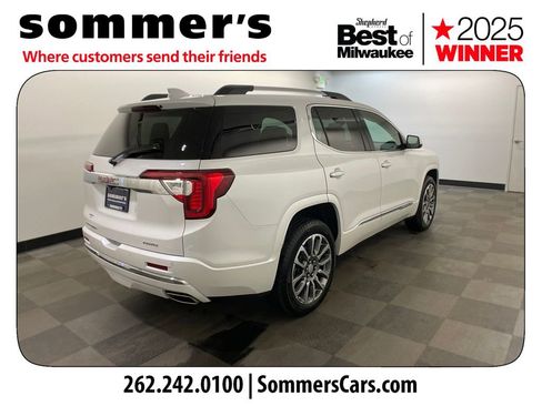 Used 2023 GMC Acadia Denali w/ Denali Ultimate Package image 5