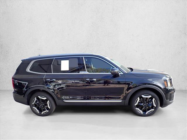 Used 2024 Kia Telluride S w/ S Sunroof Package FWD image 5
