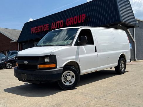 Used 2013 Chevrolet Express 2500 RWD image 21