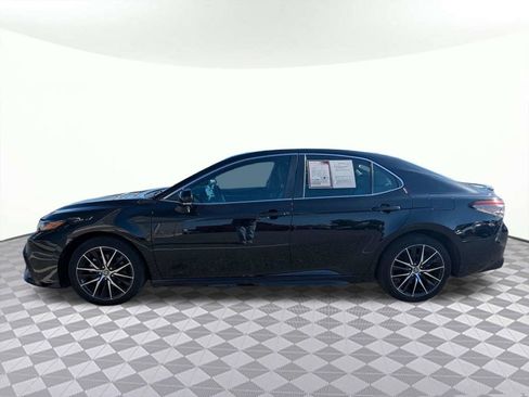 Used 2024 Toyota Camry SE w/ Convenience Package FWD image 6