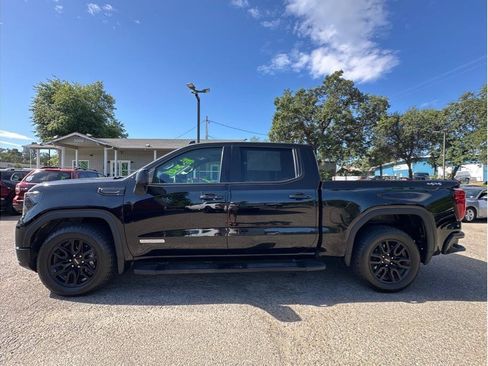 Used 2023 GMC Sierra 1500 Elevation AWD/4WD image 4