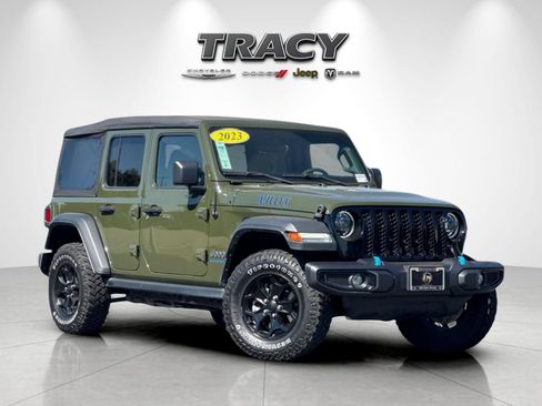 Used 2023 Jeep Wrangler Unlimited AWD/4WD image 2