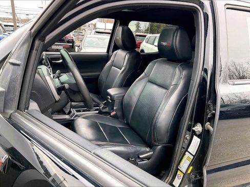 Used 2019 Toyota Tacoma TRD Pro image 9