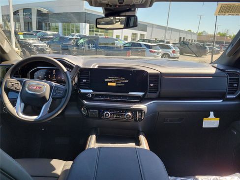 New 2026 GMC Sierra 3500 SLT w/ SLT Premium Package AWD/4WD image 10
