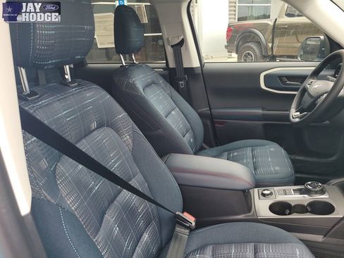 New 2025 Ford Bronco Sport Heritage w/ Convenience Package image 31