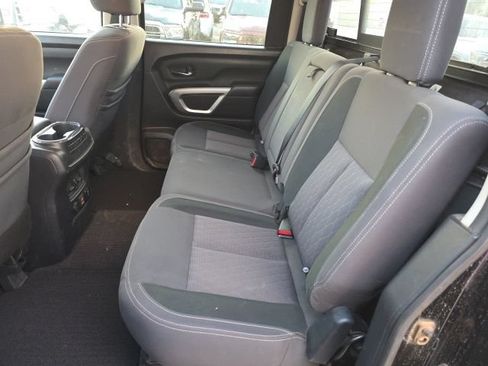 Used 2021 Nissan Titan SV w/ SV Convenience Package AWD/4WD image 9