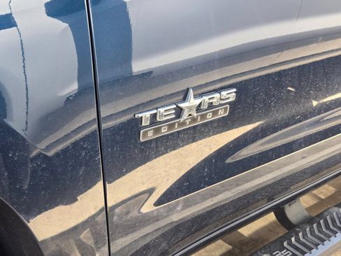 Used 2020 Chevrolet Silverado 1500 LT w/ Texas Edition RWD image 6
