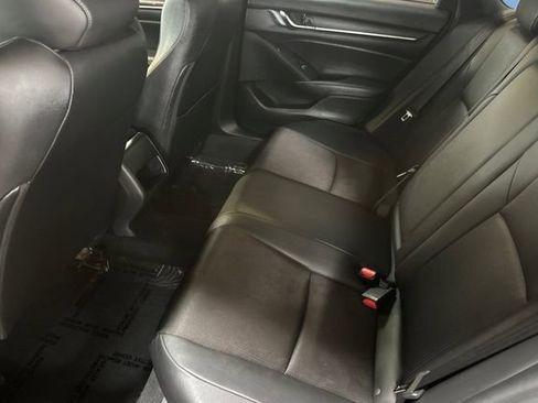 Used 2020 Honda Accord Sport image 14
