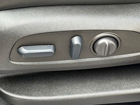 Certified 2022 Chevrolet Equinox Premier image 42