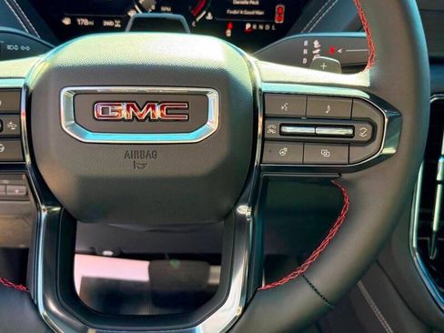 Used 2025 GMC Yukon AT4 Ultimate w/ LPO, Floor Liner Package AWD/4WD image 27