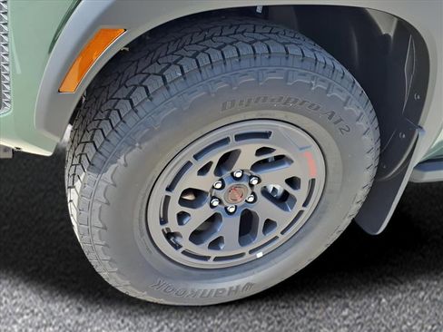 New 2026 Nissan Frontier PRO-4X w/ Pro-4x Convenience Package image 6