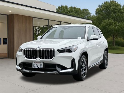 Used 2025 BMW X1 xDrive28i w/ Convenience Package image 2