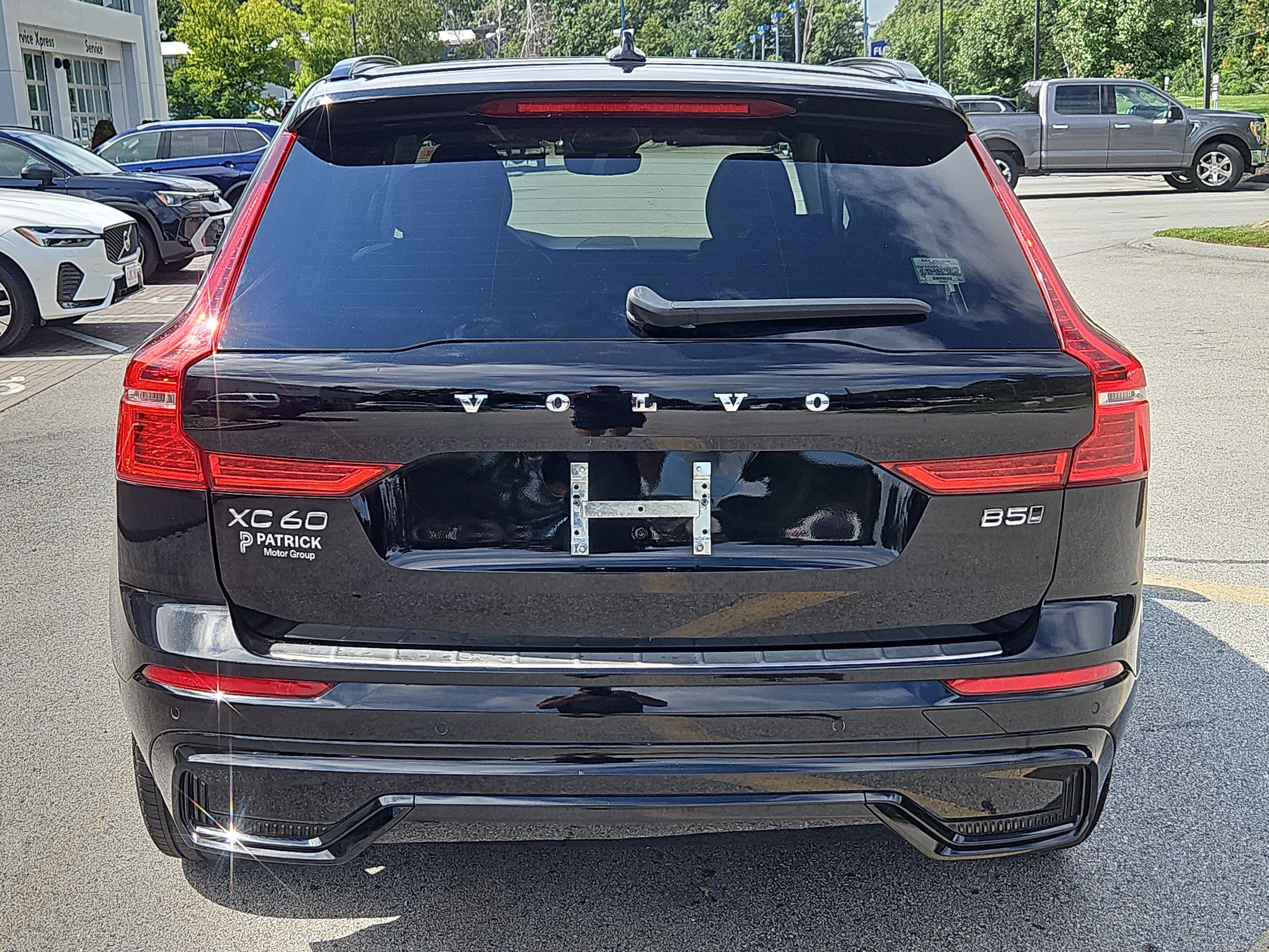 Used 2024 Volvo XC60 B5 Plus w/ Protection Package Premier AWD/4WD image 29