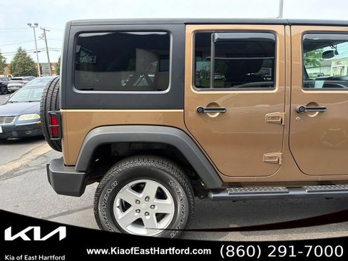 Used 2015 Jeep Wrangler Unlimited Sport w/ Quick Order Package 24S AWD/4WD image 7