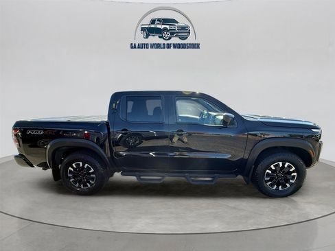 Used 2022 Nissan Frontier PRO-4X image 6