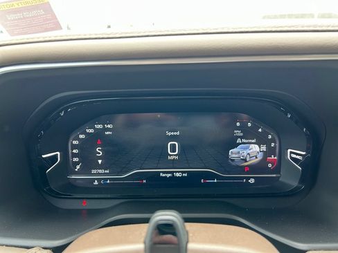 Used 2024 GMC Yukon XL Denali w/ Advanced Technology Package AWD/4WD image 14