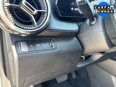 Used 2025 Chevrolet Equinox LT w/ Convenience Package II image 35