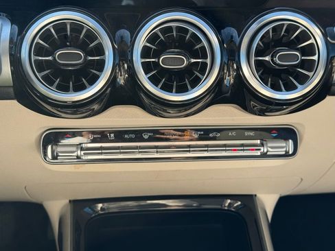 Used 2023 Mercedes-Benz GLB 250 GLB 250 image 24