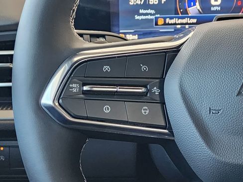 New 2026 Chevrolet Traverse LT w/ Enhanced Driving Package image 21