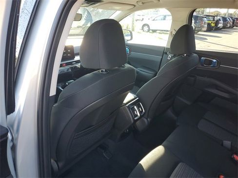 New 2026 Kia Sorento LX image 16