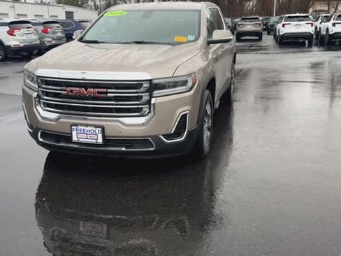 Certified 2022 GMC Acadia SLE image 4