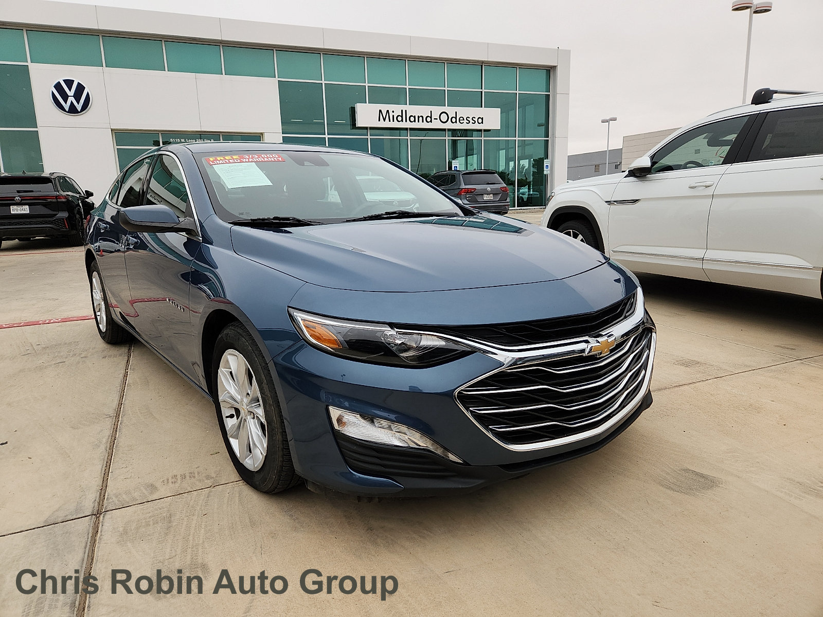 Used 2024 Chevrolet Malibu LT FWD image 1